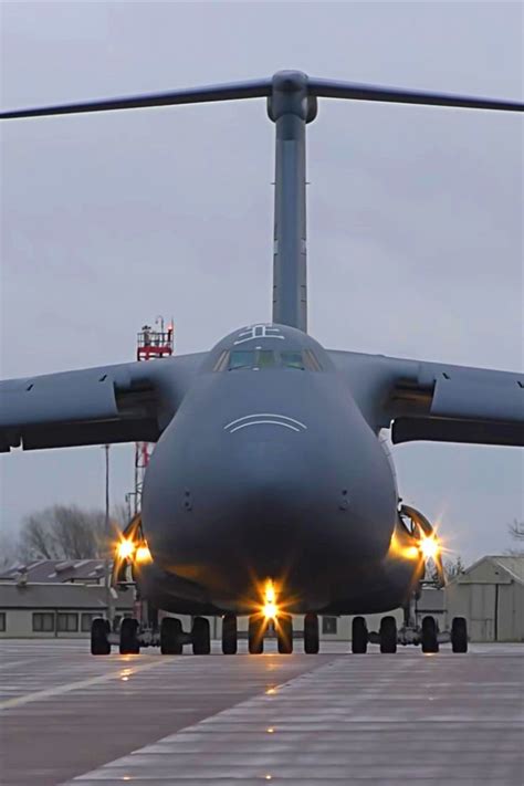Lockheed C 5 Galaxy Takeoff From A Short Runway Air Force Fighter
