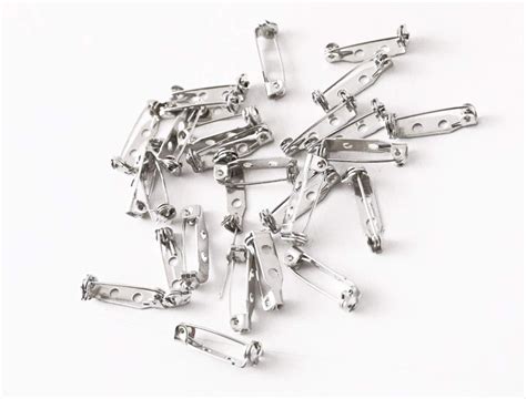 Richohome 200 Pack 20mm Silver Tone Pin Back Clasp Brooch