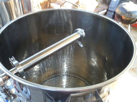Anyone try to build a sparge arm like this. Sparge Arm | Our Brew Stands | Pinterest