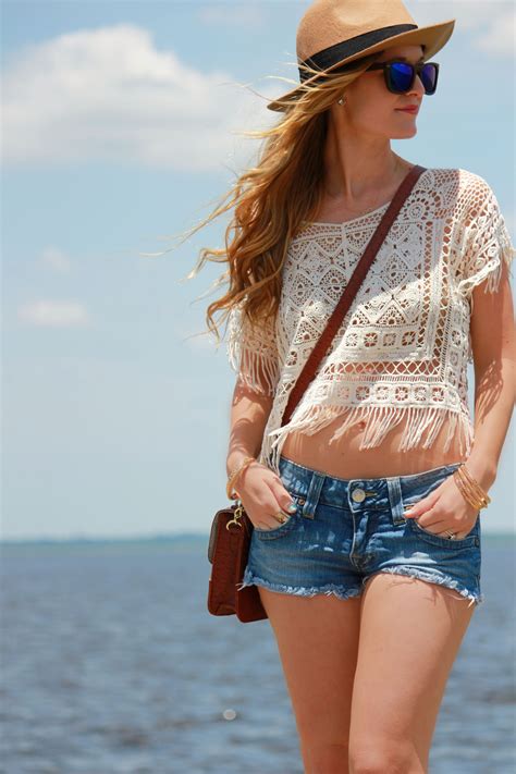 Cute Boho Beach Vibe Crochet Top Jean Shorts Hat Beach Outfit