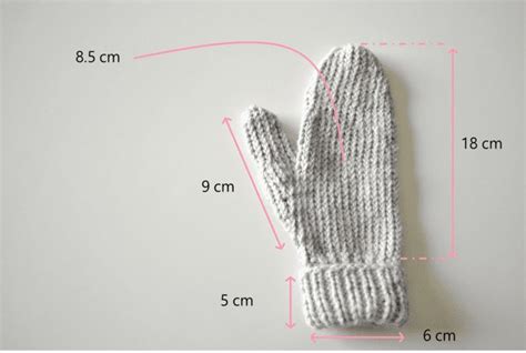 How To Easily Knit Mittens In The Round Free Knitting Pattern