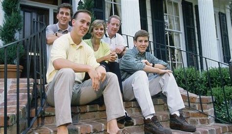 Cooper Manning Older Brother Of Peyton And Eli Loses Nfl Dream Finds