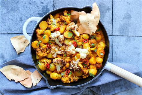 Bloemkool curry met aardappel