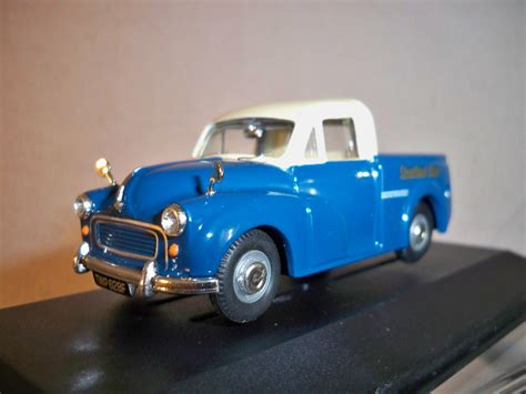 1956 Morris Minor 1000 Model Trucks Hobbydb