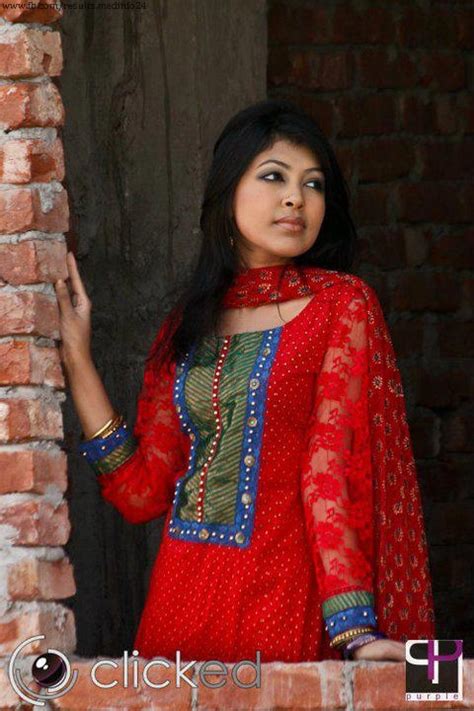 These profiles have nothing to do with the social media profiles of facebook. Beautiful Bangladeshi 50+ Cute Girl Photos Collected From Facebook - Hridoyuu