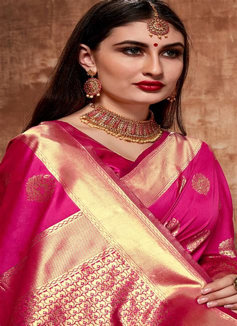 Rani Pink Woven Banarasi Silk Saree With Blouse Monjolika 3302649