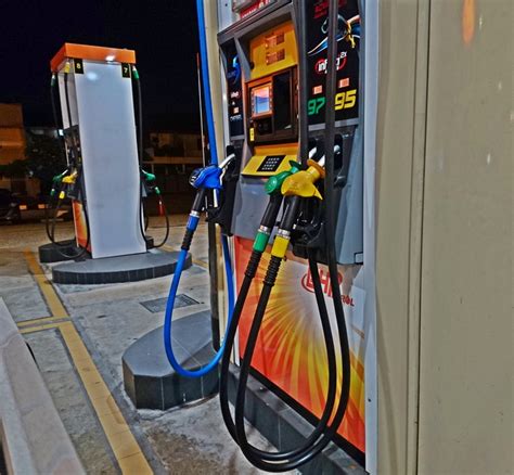 This was based on the average price of a liter of this gave the petrol stations in malaysia more leeway to adjust the prices after getting governmental approval. Fuel Price Updates For October 31 - November 6, 2020 ...