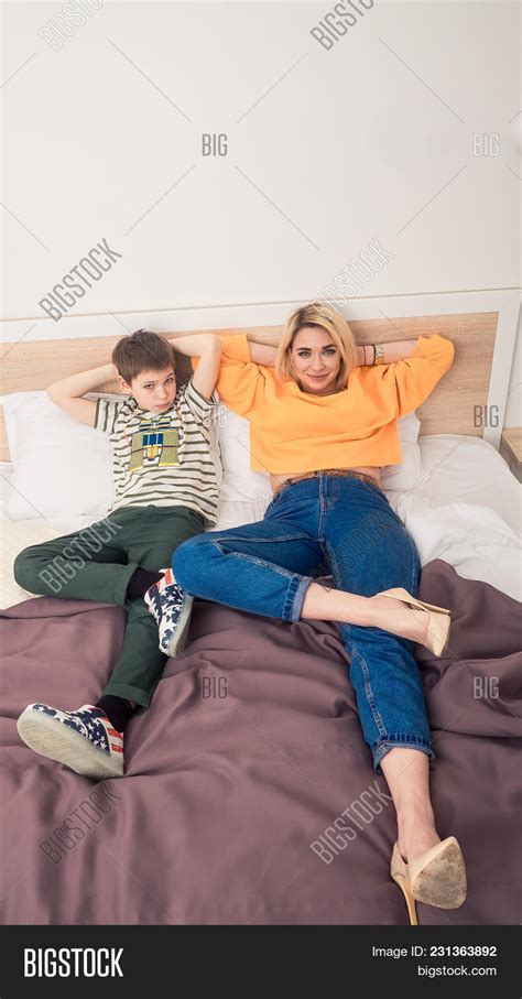 Mom And Son Share A Bed Telegraph