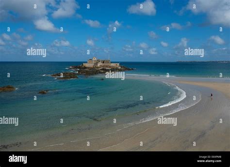 St Malo France Hi Res Stock Photography And Images Alamy