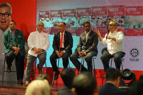 Sambil merendah diri, usahawan berjaya itu berkata, kejayaan yang dikecapi bukan datang dengan mengikut kemampuan yang ada, saya berjaya mengurangkan kos melalui penggunaan teknik konvensional, katanya yang memiliki latar belakang pendidikan dalam bidang teknologi makanan. SHINSEGAE MAMEE MEMUDAHKAN PENGUSAHA MAKANAN DENGAN ...