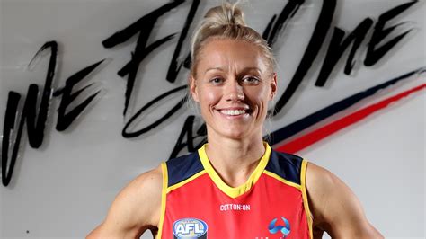 Adelaide Crows Erin Phillips Reveals Why She Didnt Let A Second Acl