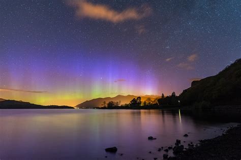 Free Download Hd Wallpaper Northern Lights Above Body Of Water