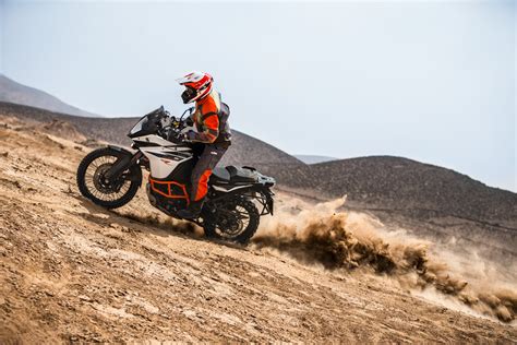How does 350 kilometers on a tank sound? New KTM 1090 Adventure R 2018 - White For Sale ...