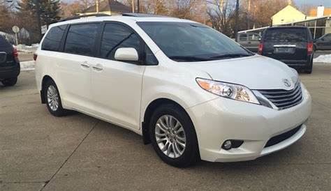 2015 Toyota Sienna for Sale by Owner in Platteville, WI 53818