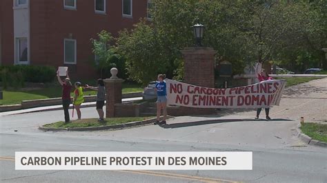 Farmers Landowners Protest Carbon Pipeline Projects In Iowa