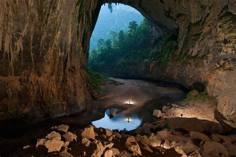 The Largest Cave Ever Found On Earth So Big It Has Its Own Ecosystem