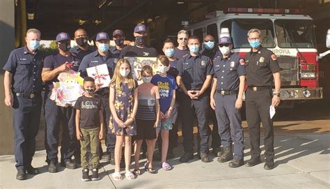 La Cañada Students Say Thank You To Monrovia Firefighters San Gabriel