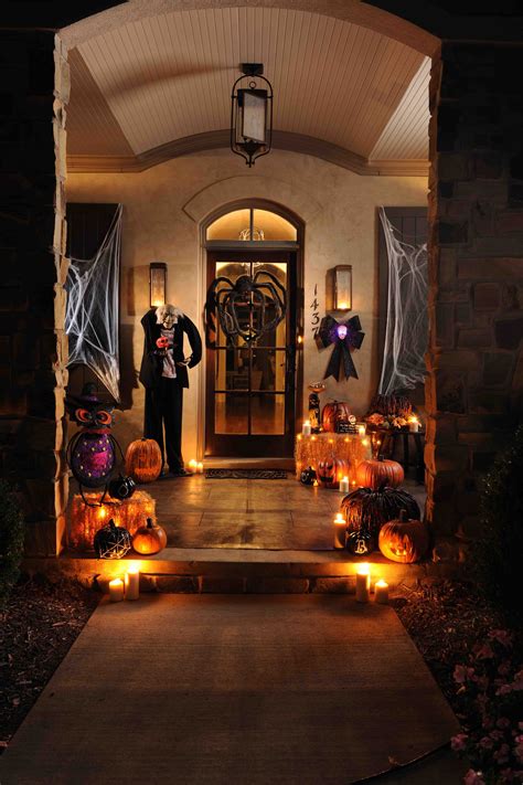 45 cute and cozy fall and halloween porch decor ideas shelterness déco halloween maison