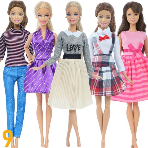 Sada oblečení pro Barbie panenky Mollio cz