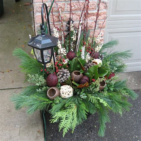 Ideas For Outdoor Christmas Pots Diy