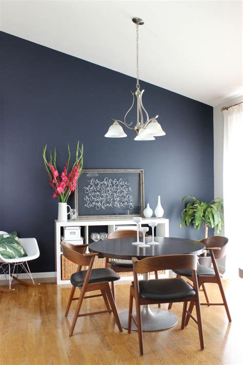 9 Striking Navy Blue Paint Colors For Your Room Makeover