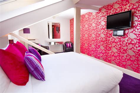 pink fur wallpaper  bedrooms wallpapertag