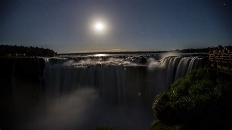 Exploring The Stunning Beauty Of Iguazu Falls By Moonlight
