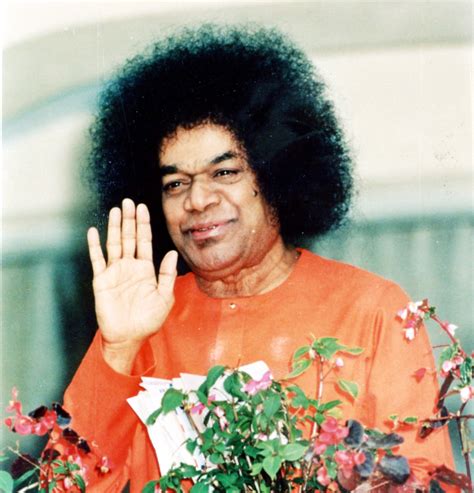 Sathya Sai With Students Eight Verses In The Glory Of Lord Sai