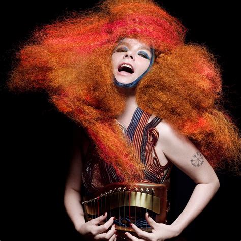 ‘björk Biophilia Live’ Documents Her Tour The New York Times