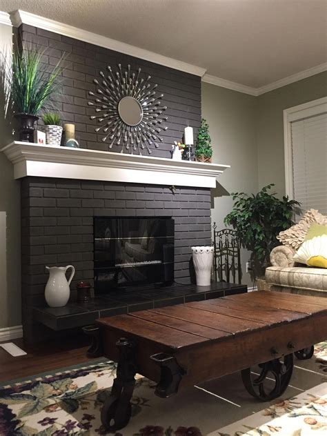 Paint Fireplace Bricks Makeoverfireplacetips Foyerremodel Home