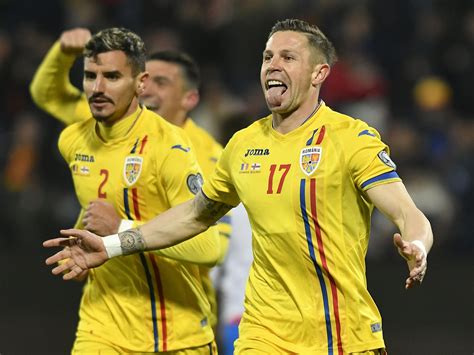 Stiri si meciuri din liga 1, cupa romaniei, echipa nationala, cupa mondiala, statistici, poze, . Romania obtine primele puncte in calificarile pentru EURO ...