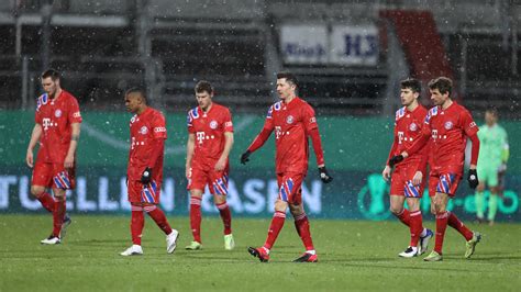 Fc bayern münchen ii discussions on the bayern munich amatuer team matches DFB-Pokal: FC Bayern München - Die 6 größten Pokal-Pleiten ...