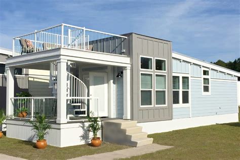 Photo 3 Of 5 In 5 Prefab Companies Building Sturdy Resilient Homes In