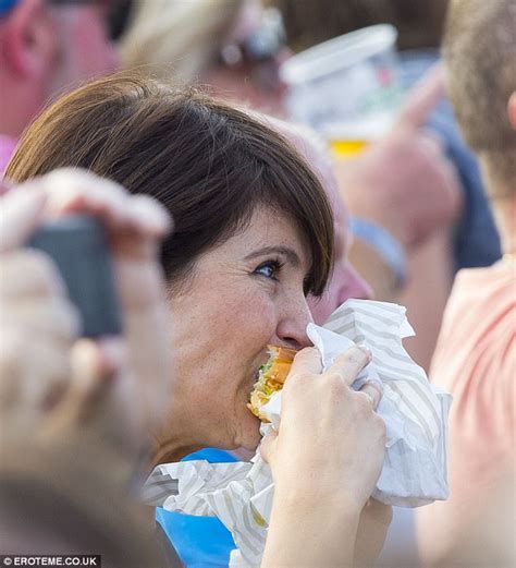 Gemma Arterton Puffs On Cigarette And Eats A Burger At Bst Daily Mail
