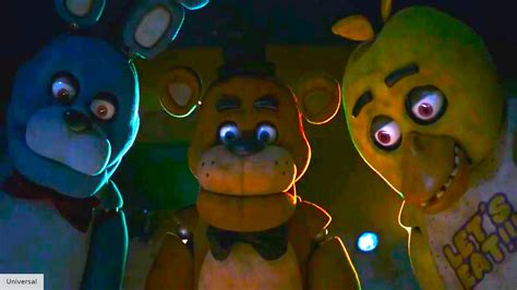 Five Nights At Freddys Review Biting Horror
