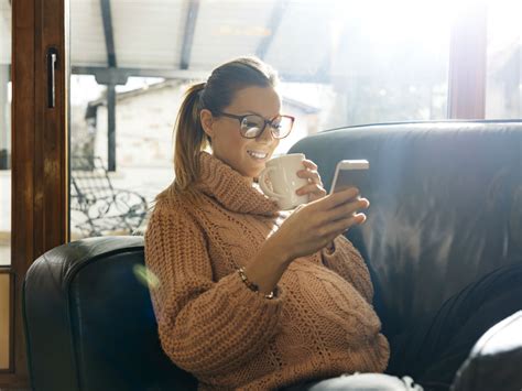 Anyone who knows me irl (in real life) might wonder how i could possible have time for any more friends, and don't get me wrong, i have amazing friends. There's a Tinder for baby names and it's a game-changer