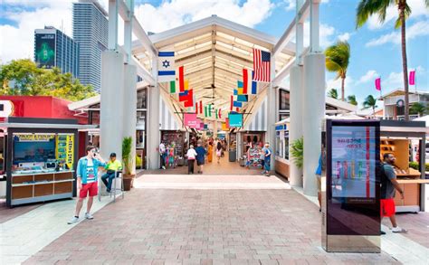 Best Shopping Malls And Areas In Miami April 2023