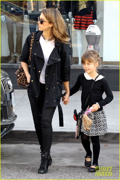 Jessica Alba And Daughter Honor Out For
