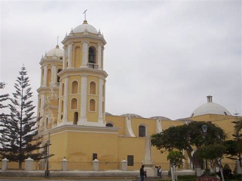 Lambayeque Iglesia De San Pedro Vista Lateral Landmarks Building