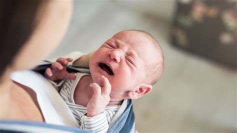 Bayi Rewel Dan Susah Tidur Jangan Kesal Moms Ini 8 Penyebabnya Yang