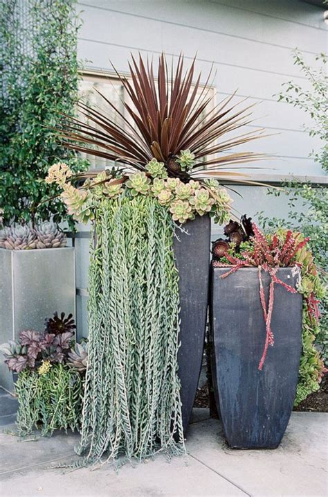 cool gorgeous 35 modern outdoor diy succulent planter using cinder blocks