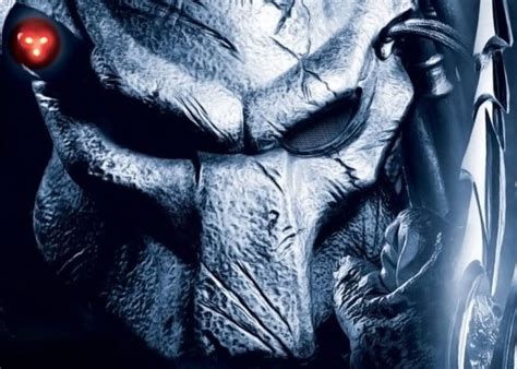 It actually suffered from a number of quite serious problems during principal photography, including practical. The Predator 2018 Movie Premiers September 14th - Geeky ...
