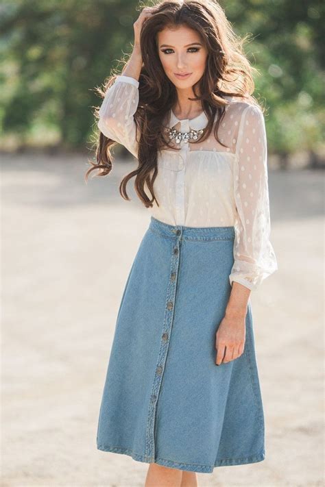 49 Modest But Classy Skirt Outfits Ideas Suitable For Fall Classy Skirt Outfits Classy Skirts