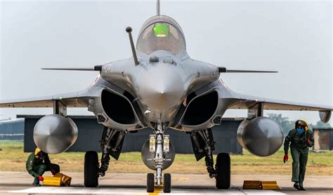 5 French Fighter Jets Delivered To India In Military Upgrade