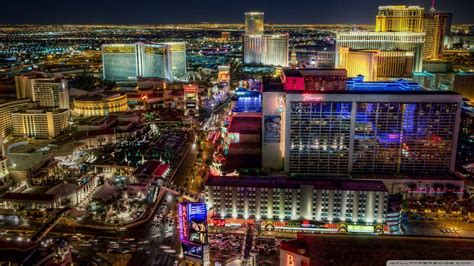 Download Las Vegas Strip Caesars Palace Night Wallpaper Wallpapers Com