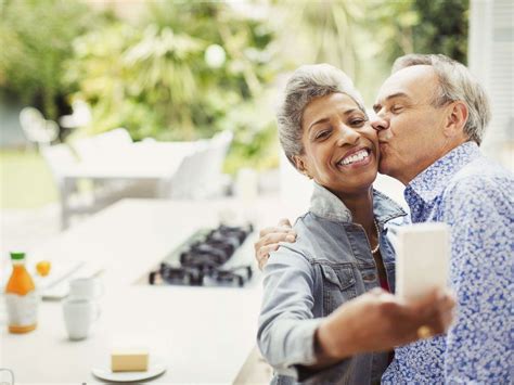 Marriage May Reduce Dementia Risk Researchers Find Abc News