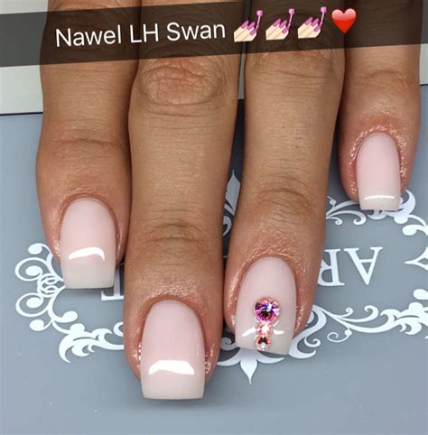 Maybe you would like to learn more about one of these? Pin by Dora 🙎🏽🙎🏽🙎🏽 on Nail's bye Nawel LH Swan | Nail ...