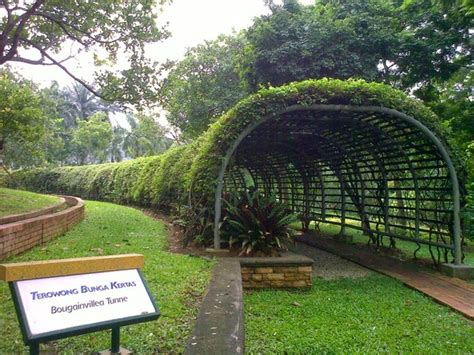 The garden was opened on 31 august 2001. Taman Botani Putrajaya Tarikan Riadah Tempat Menarik di ...