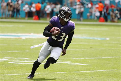 ravens pass game coordinator and secondary coach chris hewitt discusses what he s seen from s
