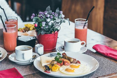 The 6 Best English Breakfasts In St Pauls Bay Topaz Hotel